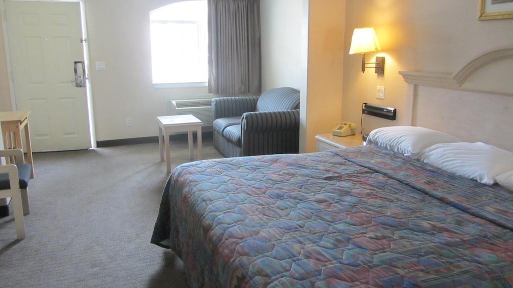 Camelot Inn & Suites Highway 290/Northwest Freeway Jersey Village Zimmer foto